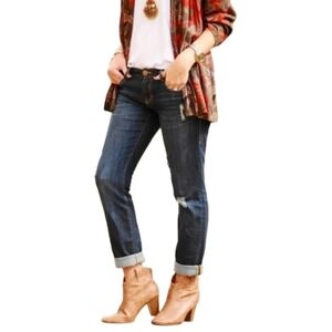 Cabi Jeans Women's 6 Low Rise Lightly Distressed Blue Cotton Blend Stretch